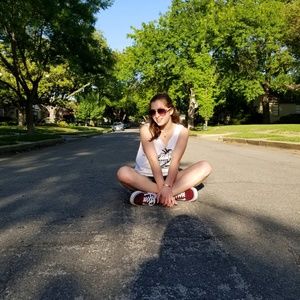 Meet your Posher, Bailey